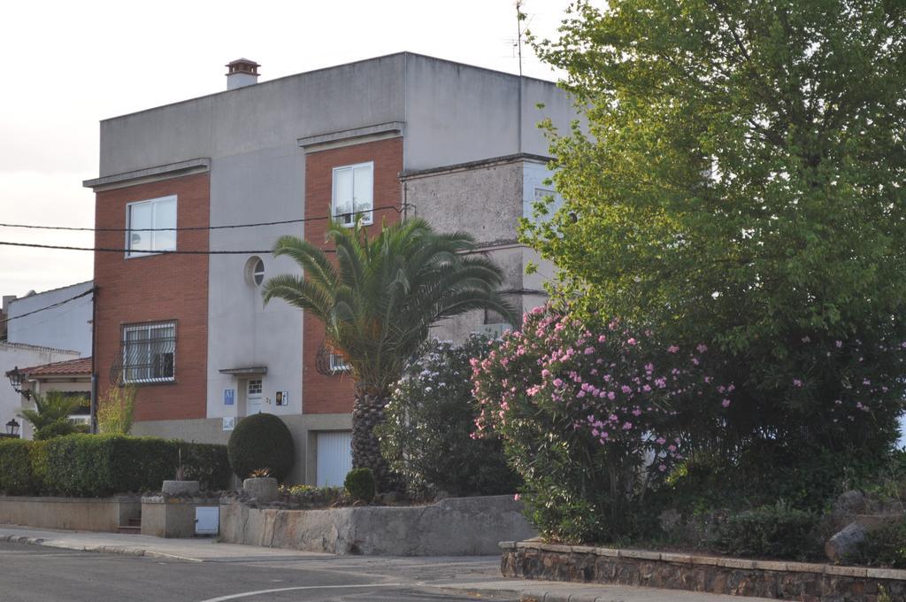 Apartamento Turistico La Ribera Del Marco Caceres Room photo