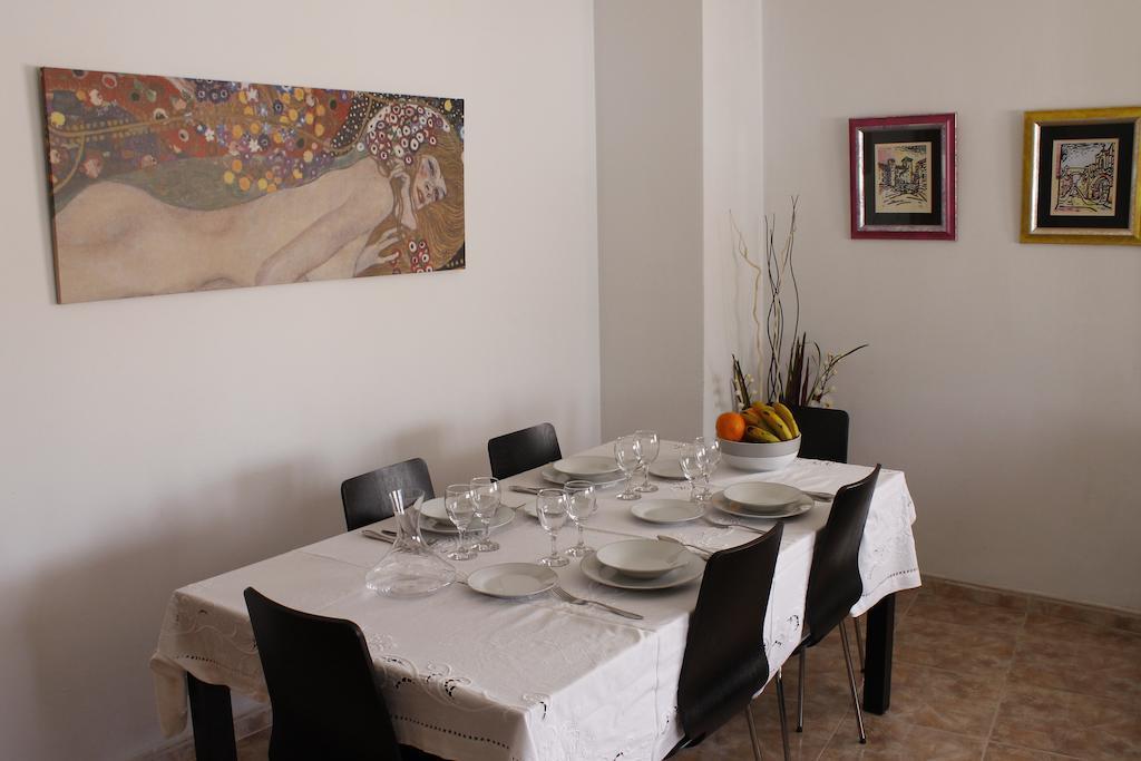 Apartamento Turistico La Ribera Del Marco Caceres Room photo